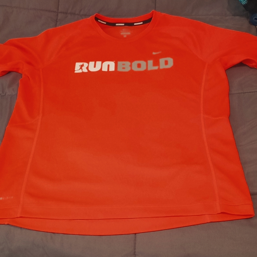 Nike Dri Fit Mens Shirt size M